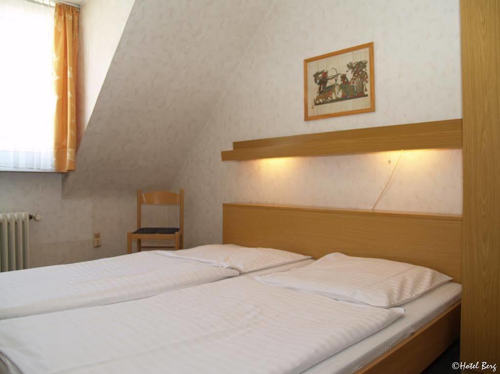 Hotel Berg Colonia Exterior foto